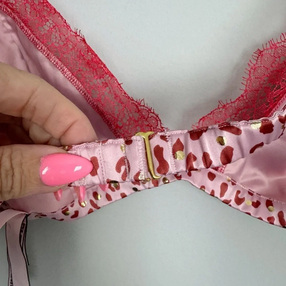 VICTORIA’S SECRET | NEW Red and Pink Leopard Lace Bralette Women’s Size X-Large
